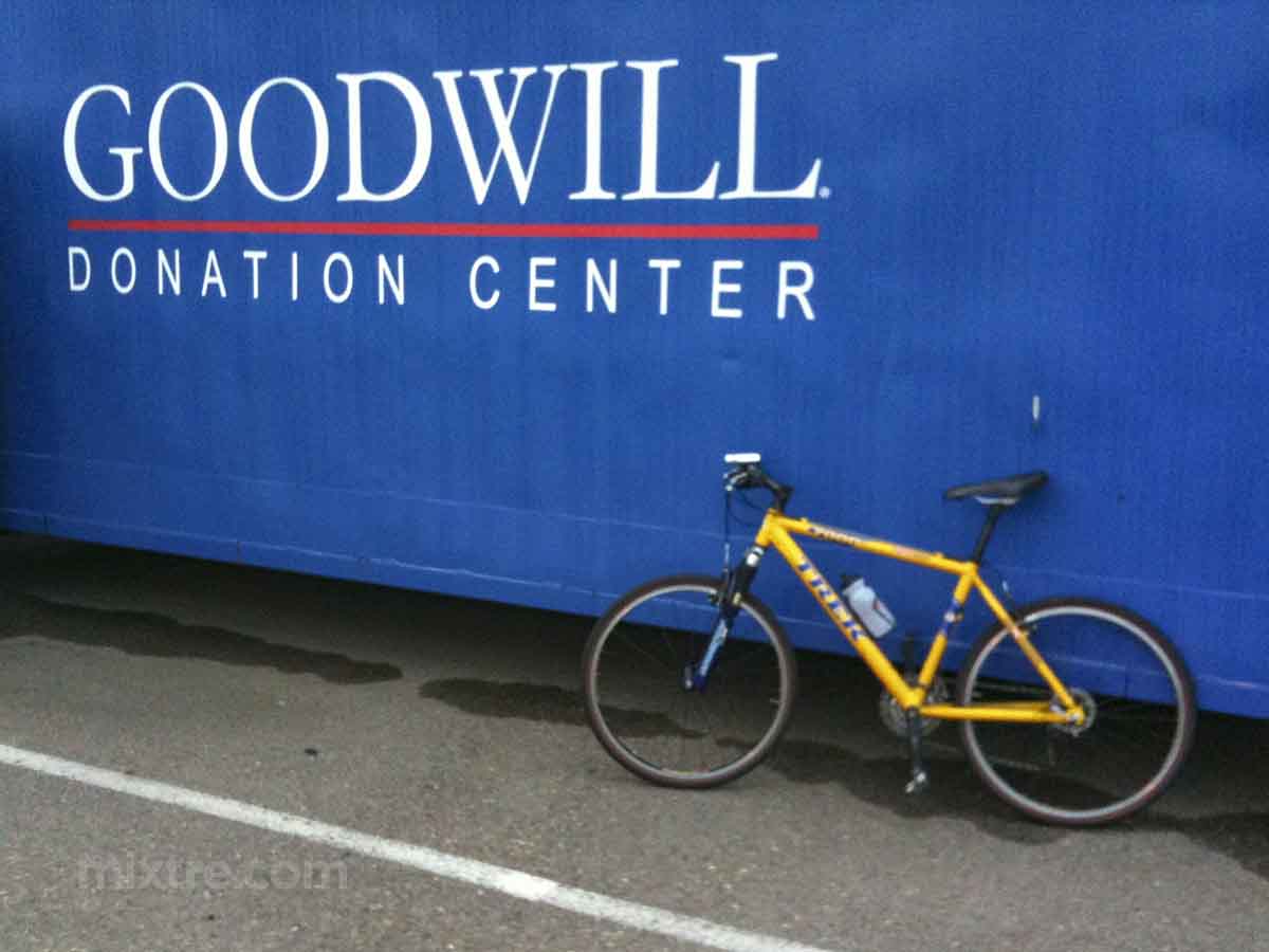 Donating my 2000 Trek 7000 to Goodwill